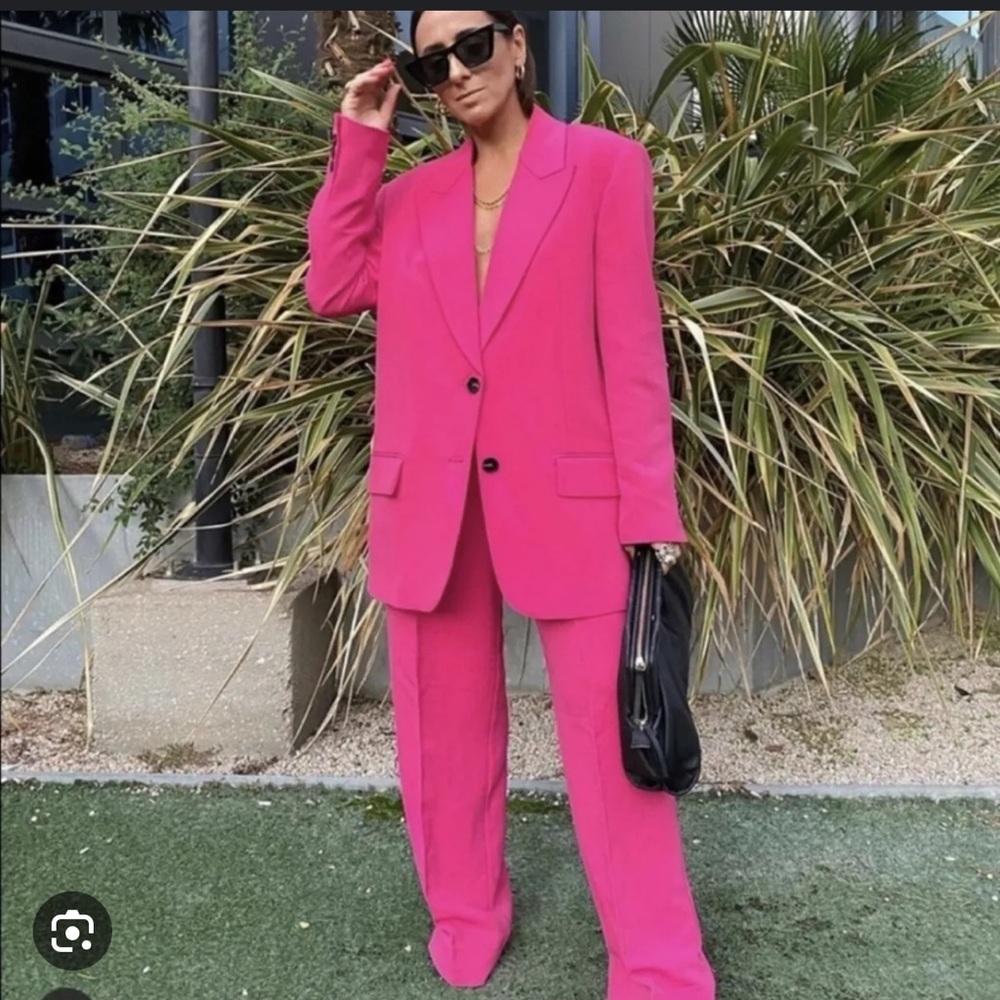 NWT Zara Pink Blazer with Black Buttons